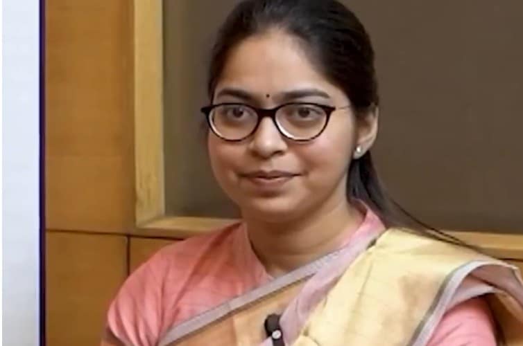 Shah Margi Chirag - AIR 4
